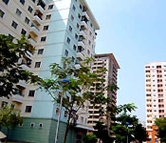 Những tháng qua, thị trường bất động sản trên cả nước, đặc biệt tại một số thành phố lớn như Hà Nội, Tp.HCM..., đang chứng kiến sự tụt giảm mạnh của giá nhà đất.